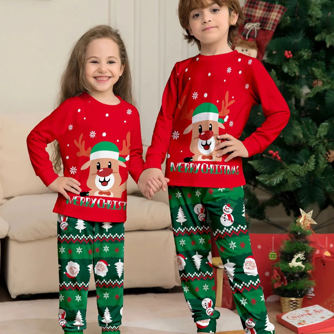 Familie Weihnachtspyjamas – Rentier-Muster