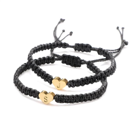 Freundschaftsarmbänder mit Buchstabe