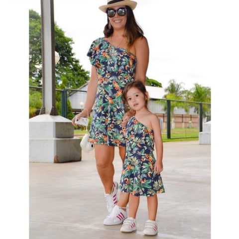 Mutter Tochter Kleid mit Blumenmuster Bardot