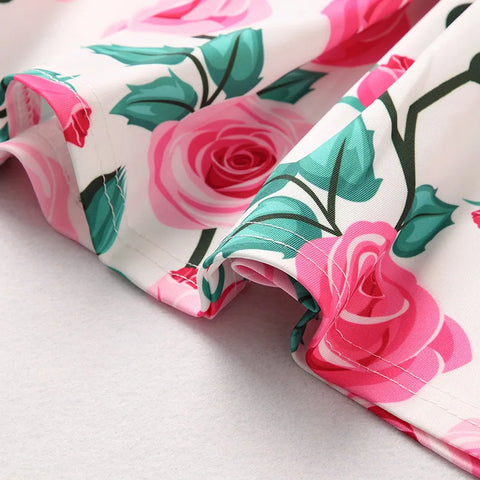 Mutter-Tochter Kleid mit Rosenmuster