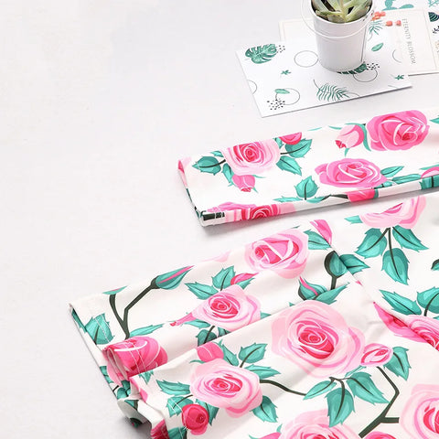 Mutter-Tochter Kleid mit Rosenmuster