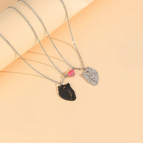 Pärchen Kette mit anatomischem Herz