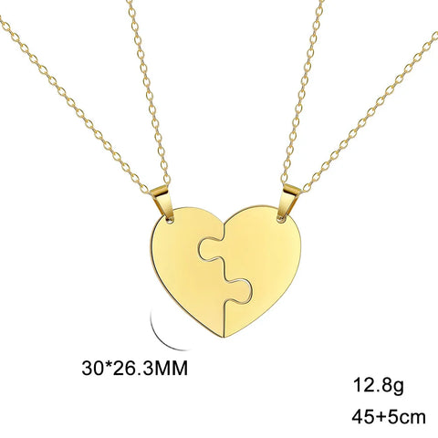 Personalisierbare Pärchenkette mit abnehmbaren Herzen